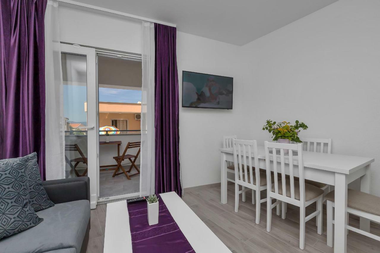 Apartmani Daniela พอดโกรา ภายนอก รูปภาพ